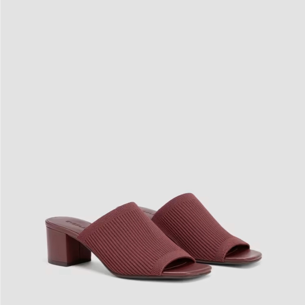Everlane Fudge Knit Sandals
